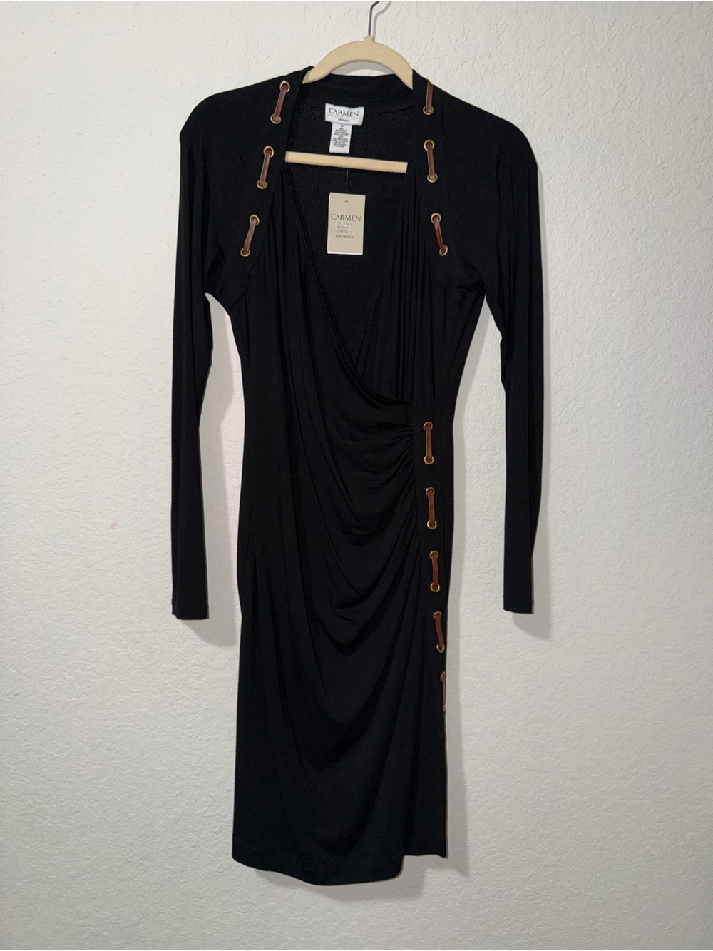 NWT Carmen Marc Valvo Black Long-Sleeve Dress